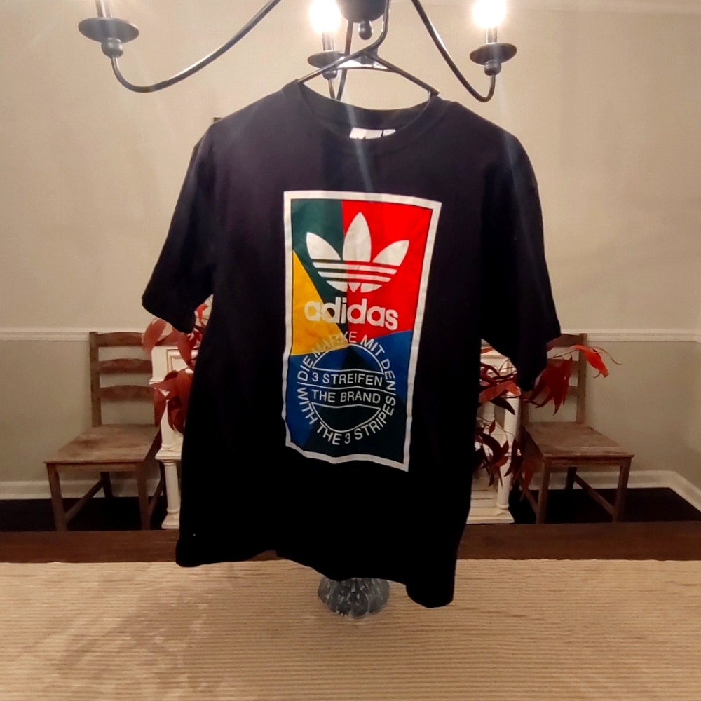Adidas T-shirt